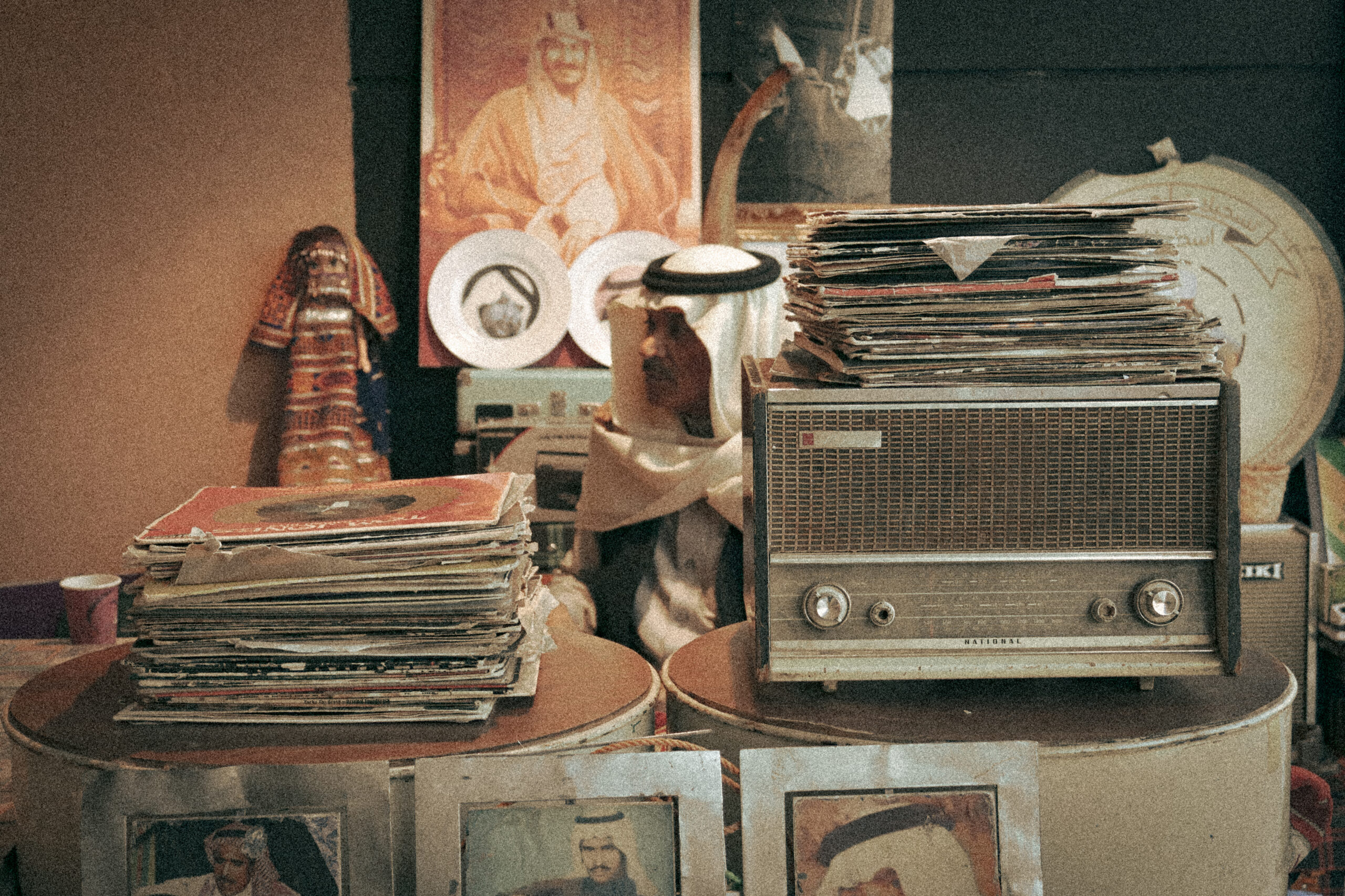 الصورة الاولى لايتروم